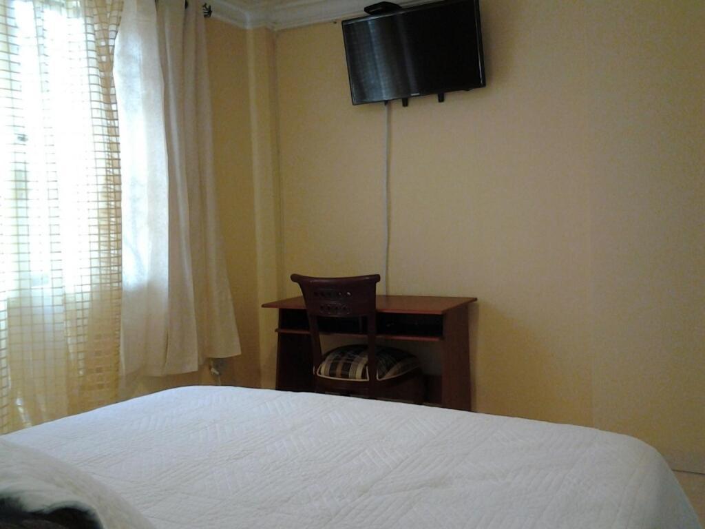 Suites La Rosa Гуаякуил Екстериор снимка
